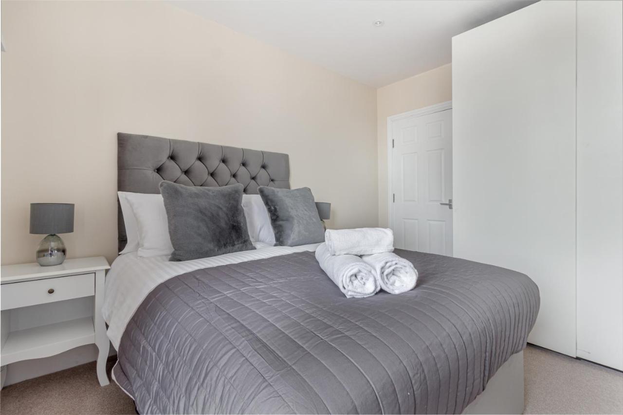Guest Homes - Trinity Apartment วุร์สเตอร์ ภายนอก รูปภาพ